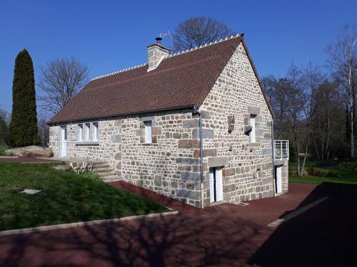 Le Moulin des Noës Sainte-Marguerite-de-Carrouges france