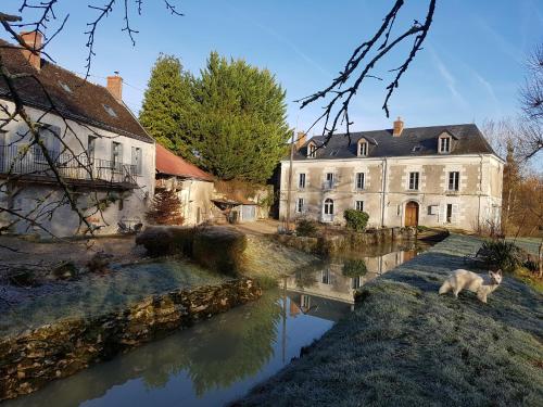 Le Moulin du Bourg Épeigné-les-Bois france