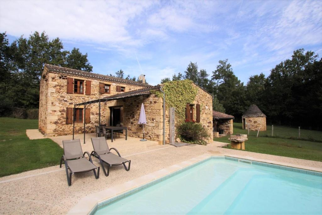 Maison de vacances Le Mounard, Biron - Charming 2 Perigourdine Cottages with 2 heated pools Le Mounard, 24540 Biron