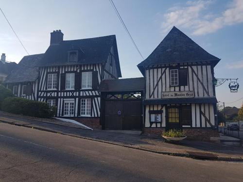 Maison d'hôtes Le Mouton Gras 2 Rue Jean Moulin Aumale