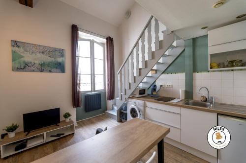 Appartement Le P'ti Pau - Centre de Pau - Appartement lit double 10 Rue Lapouble Pau