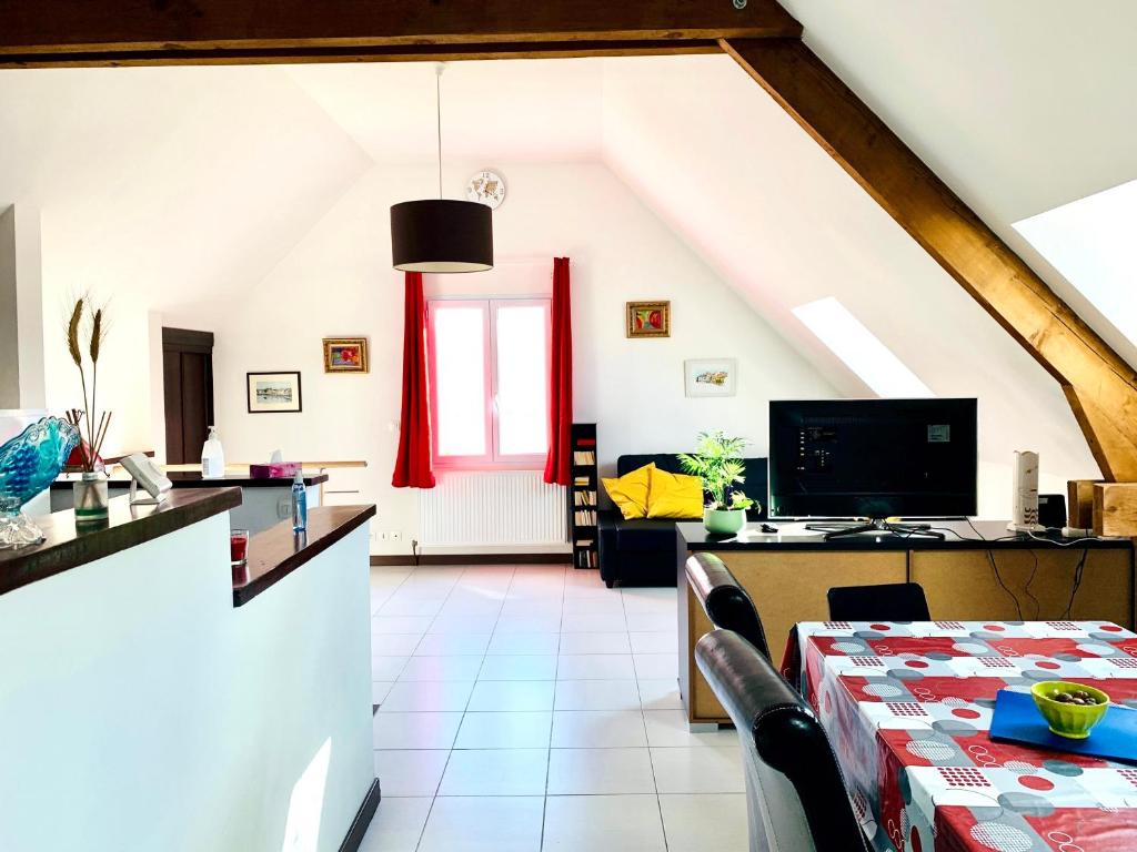 Appartement Le Paraty - Maison indépendante 72 m2 3 bis rue du Filoir Blond, 60700 Pont-Sainte-Maxence