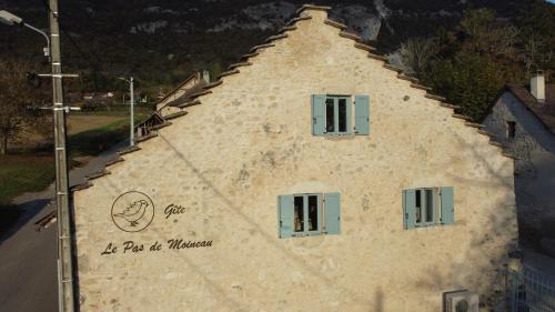 Le Pas De Moineau Lhuis france