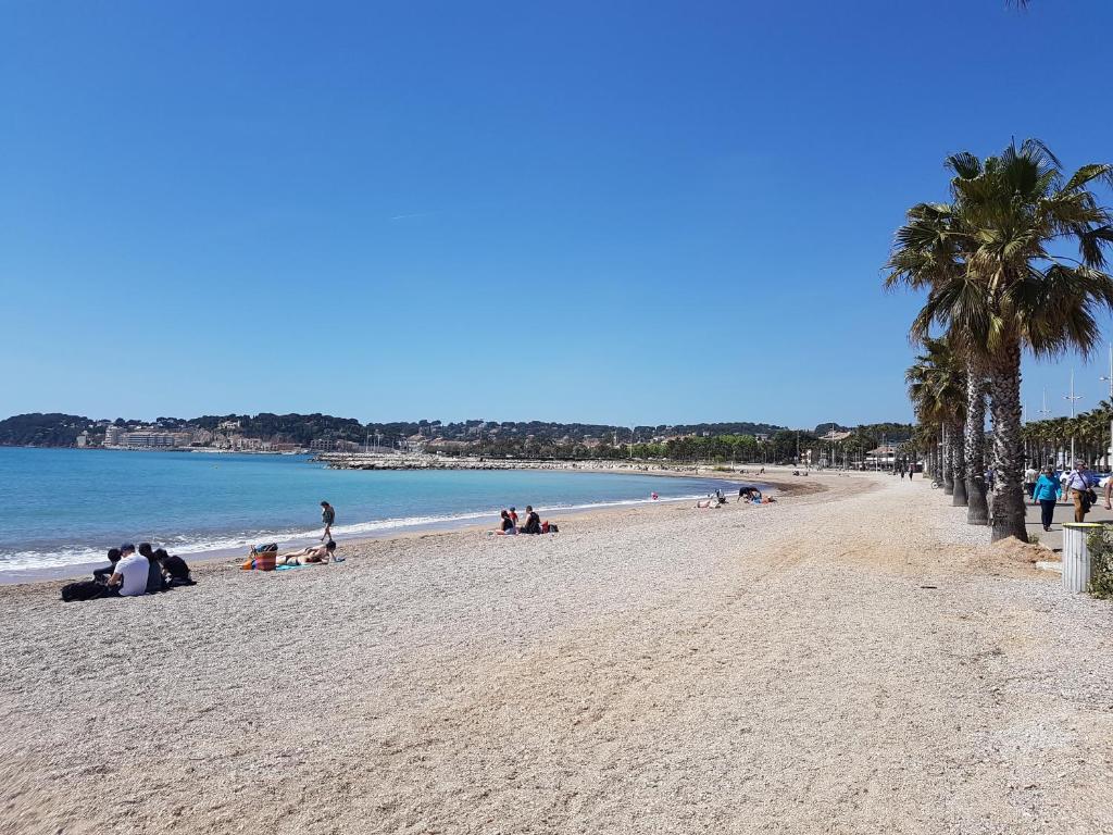 Appartement LE PATIOT 2 LE MURAT, 455 Boulevard de Cabry, 83140 Six-Fours-les-Plages