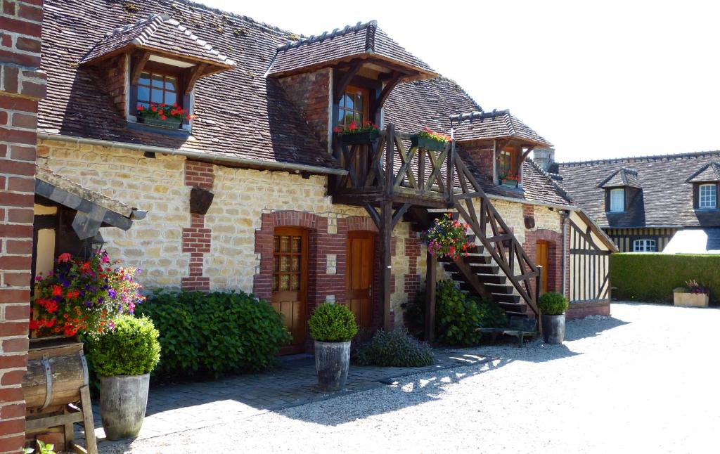 B&B / Chambre d'hôtes Le Pave d'Hotes 15 Rue Michel d'Ornano, 14430 Beuvron-en-Auge