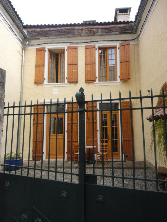 Maison de vacances Le Pelerine 3 Rue Pleguignou, 64390 Sauveterre