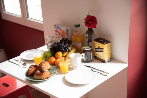 Appartement LE PETIT AVIGNONNAIS - APHRODITE - INTRAMUROS - CENTER - 15 Rue des Lices Avignon