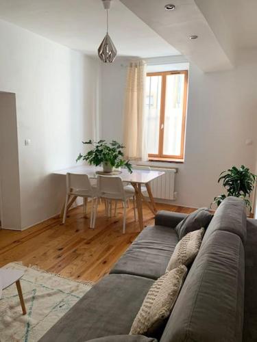 Appartement Le petit cocon Nîmois 1 Rue Nantilde Nîmes