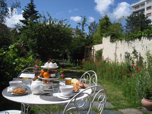 B&B / Chambre d'hôtes Le Petit Quernon 36, rue Bourgonnier Angers