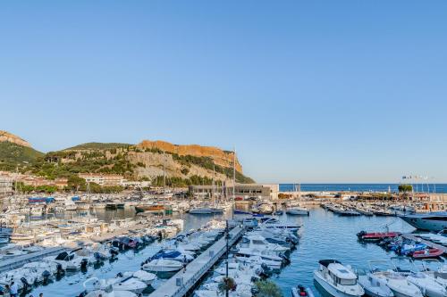 Appartement Le Phare par Dodo-a-Cassis 2 Place du Grand Carnot Cassis