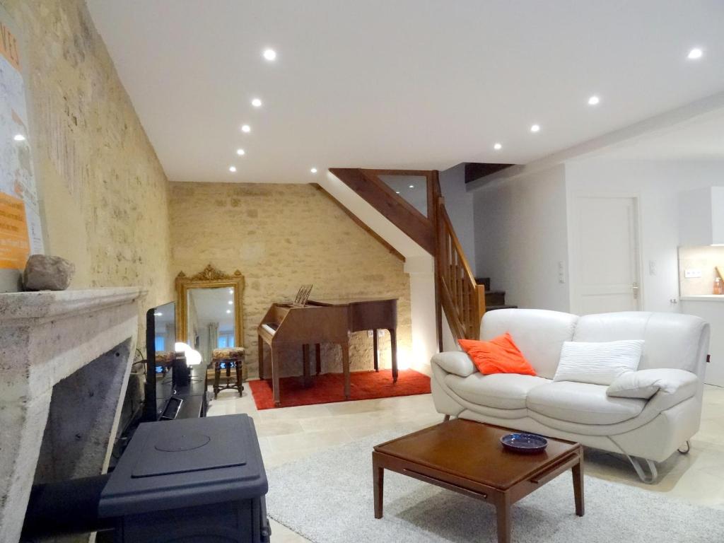 Maison de vacances Le Piano 15, rue de l'Abbaye, 21150 Flavigny-sur-Ozerain