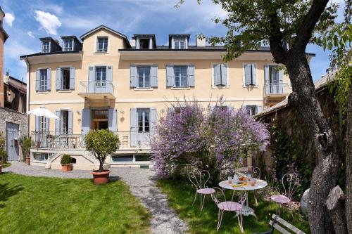 Appartements Le Pigeonnier 2, Rue Victor Maurel Embrun