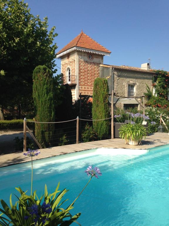 Maison de vacances Le Pigeonnier gîte privé avec piscine chauffée et abri, climatisé en pleine nature Tantrigue, 11170 Alzonne