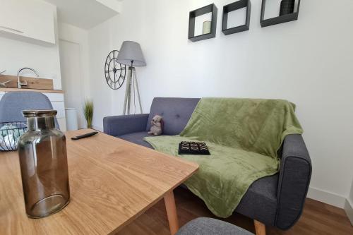 Appartement Le Poulorio 11 - T2 - Proche Gare 10 RUE POULORIO 3éme ETAGE Lorient