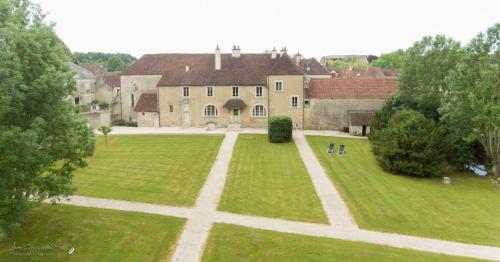 LE PRIEURÉ Noyers-sur-Serein france