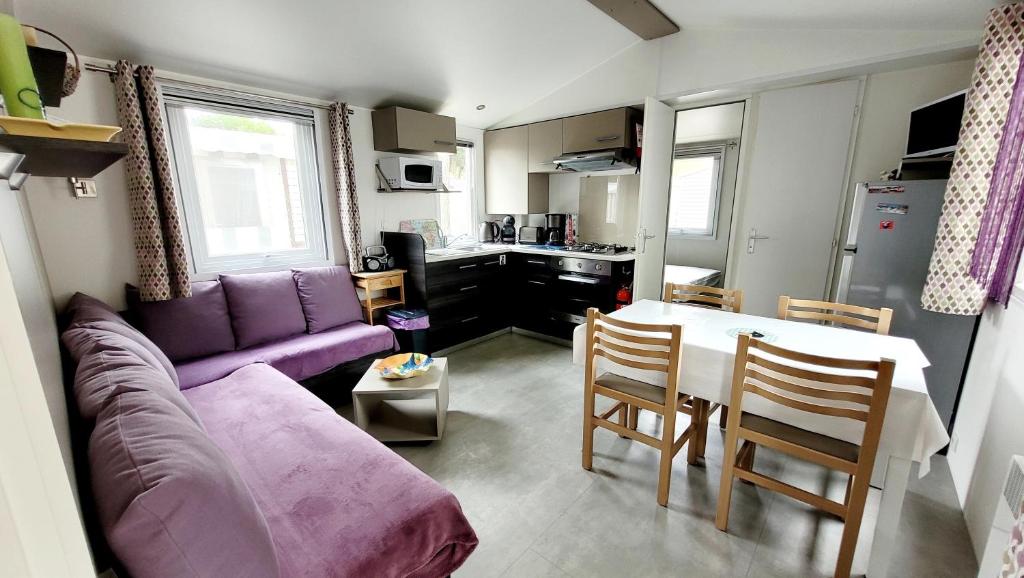 Maison de vacances Le Purple - Camping du Bois Masson 149 Rue des Sables, 85160 Saint-Jean-de-Monts