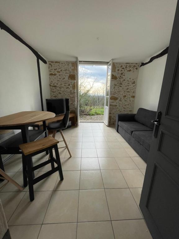 Appartement Le Pyrénéen 12 Rue Lapeyrade, 32150 Cazaubon