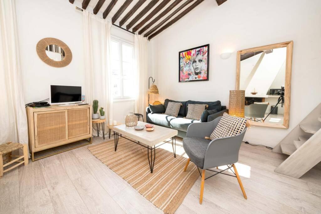 Appartement LE RAVISSANT - 50m du Port - très calme 1 Rue du Général Bonaparte, 13260 Cassis