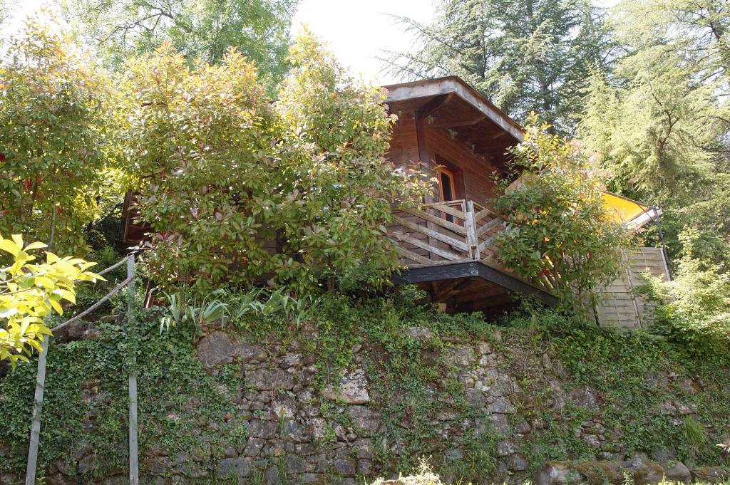Chalet le refuge des pots rouges le carnier, 30170 Cros