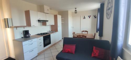 Appartement Le relais de La Poste 1 92 Rue du Général de Gaulle Colombey-les-Deux-Églises