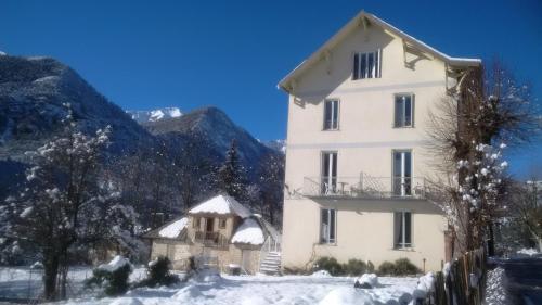 Le Relais des Cavaliers Villeneuve-dʼEntraunes france