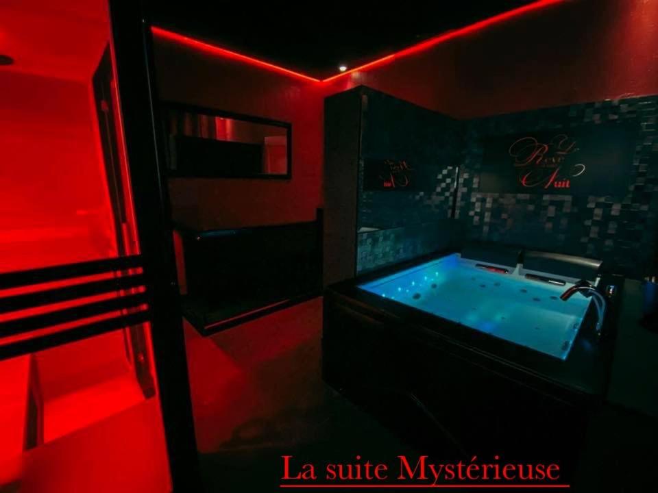 Love hôtel Le rêve d’une nuit suite mystérieuse 25 Avenue de la Blies, 57200 Sarreguemines