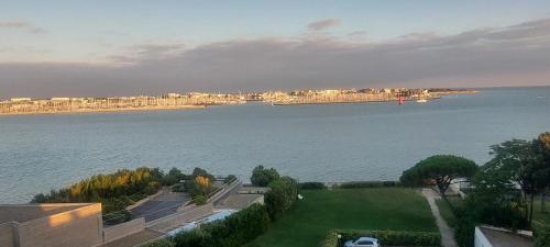 Le Richelieu Vue sur mer La Rochelle france