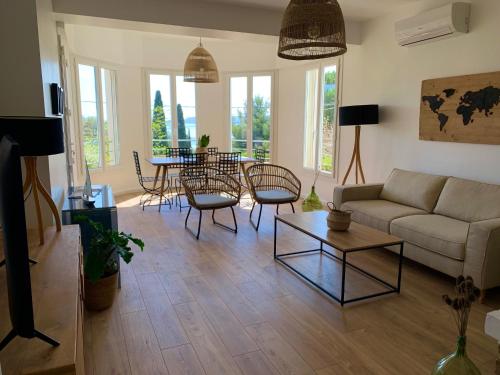 Appartement Le Rossignol 1, Aiguebelle plage 4 Corniche des Pins Le Lavandou