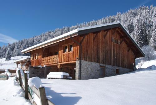 Chalet Le Roy des Montagnes à la Ferme des Ramus 260 Chemin des Ramus Les Gets