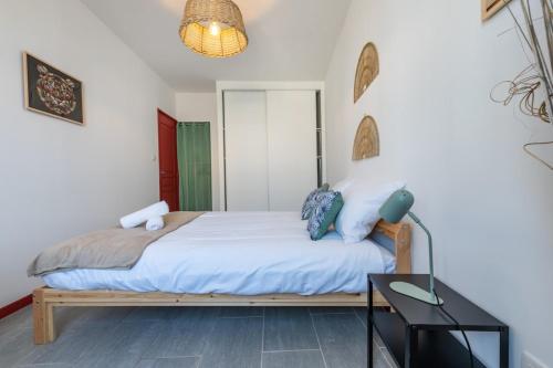 Appartement Le Safari Chic Grand T2 Clim Wifi Netflix 58 Rue Albe Marseille