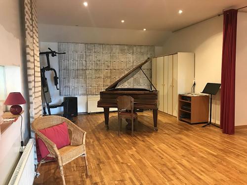 Le Salon de Musique B&B Tourny france