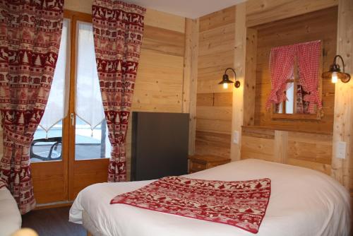 Hôtel Le Schuss 353 Route de Pré la Joux Châtel