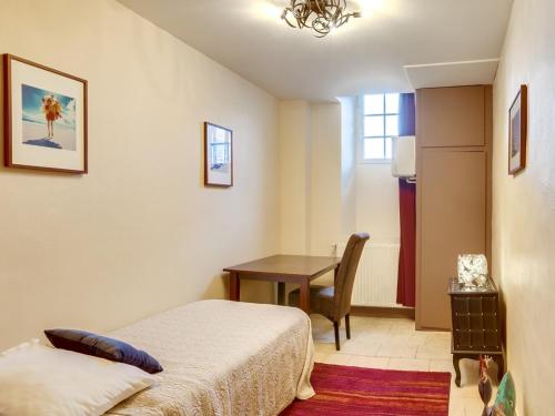 Appartement Le Seigneur de Bons 13 Allée du Chateau Turgot Bons-Tassily