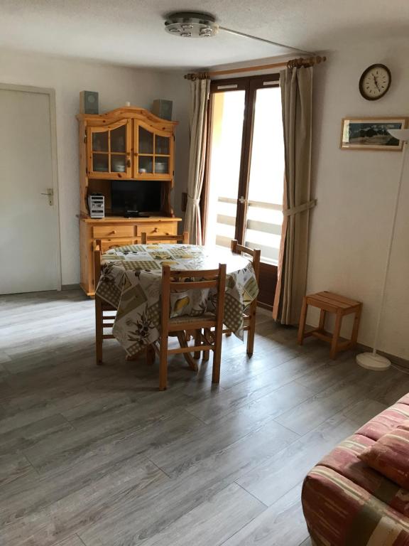 Appartement LE SERAC puy saint vincent 1700 Appt 407 puy saint vincent 1700 LE SERAC, 05290 Puy-Saint-Vincent