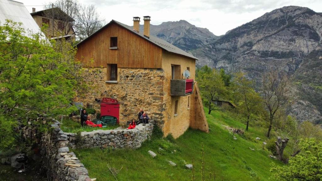 Maison de vacances Le Seuil De Mes Reves Le Seuil, 04340 Le Lauzet-Ubaye