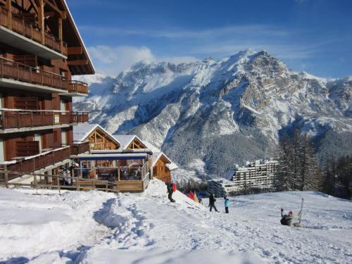 Le Skisud Cosy T3 Pied des pistes Puy St Vincent 1800 Puy-Saint-Vincent france