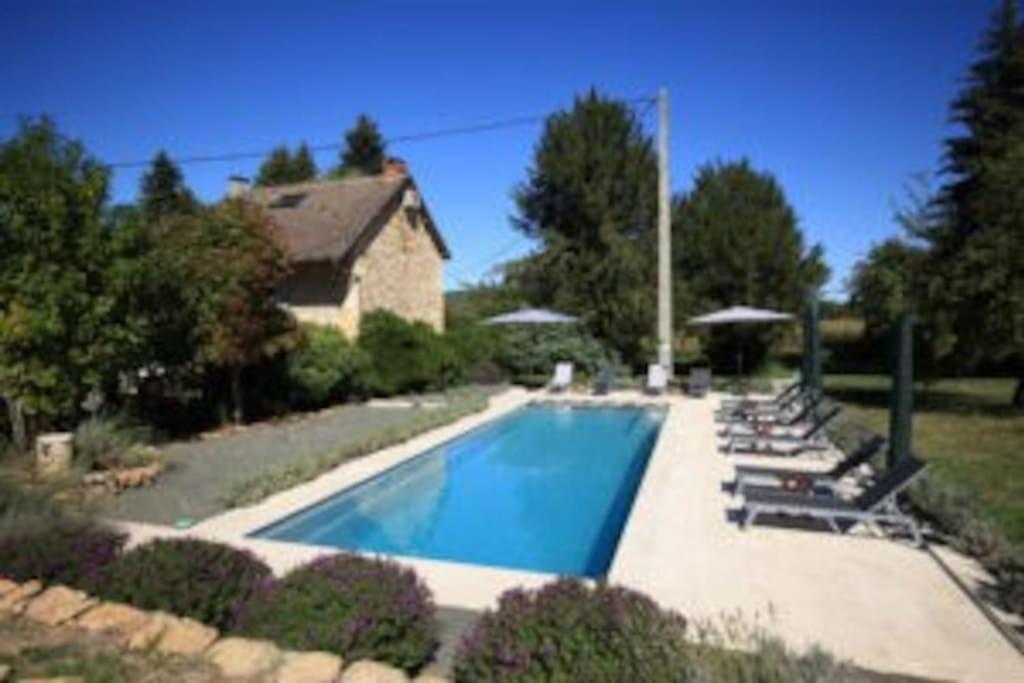 Maison de vacances LE SORBIER 2 BED/2 BATH GITE WITH SWIMMING POOL 803 Chemin de la Fontaine, Lieu dit Le Sorbier, 24290 Montignac