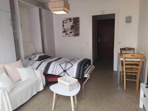 Appartement Le studio 309 BP 23727 14 Avenue Victoria Aix-les-Bains