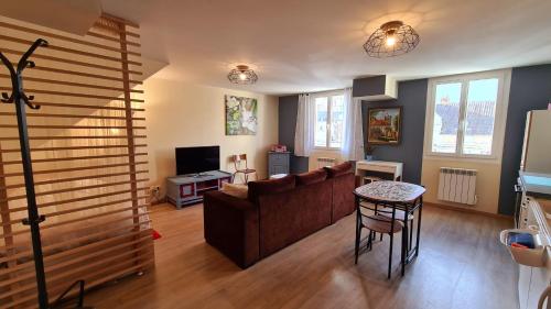 Le Studio Bis - Appartement meublé tout confort Centre Ville Pont-Sainte-Maxence france