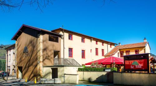 Hôtel le tilia jean fleury Place du Plaisir Joux