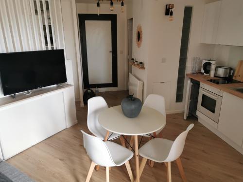 Appartement Le Tramontane ,draps et serviettes non inclus 430 Rue de l'Estagnol Residence du grand large app87 Port Leucate