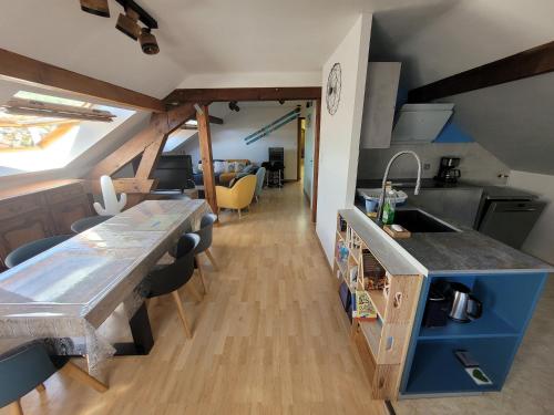 Appartement Le Trésor des Vosges Appartement spacieux et lumineux 80m2 idéal famille 4 à 6 personnes 2 Boulevard de Colmar Gérardmer