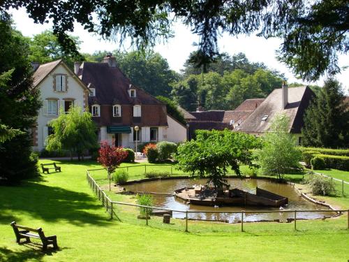 Hôtel Le Tronçais 12 avenue Nicolas Rambourg Saint-Bonnet-Tronçais