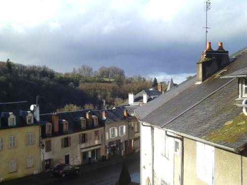 Le trou dans la mur Uzerche france