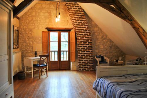 B&B / Chambre d'hôtes Le Tulipier de Virginie 3 Rue des Écoles Noyers-sur-Cher