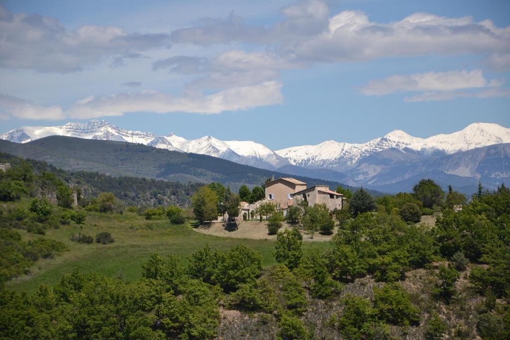 Maisons de vacances Le Vieil Aiglun Le Vieil Aiglun, 04510 Aiglun