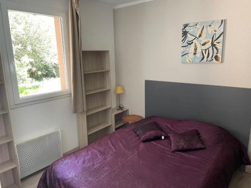 Appartement Le voilier. Honfleur T2 dans résidence avec piscine Résidence les hauts de Honfleur appt b12 bat b2 D579A Équemauville