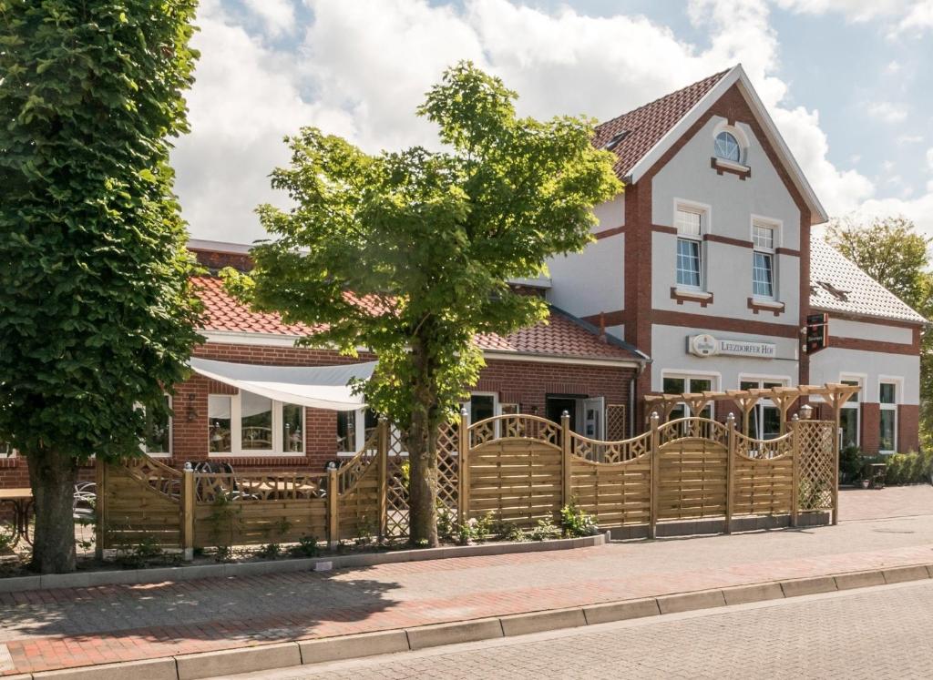 Hôtel Leezdorfer Hof Am Sandkasten 80, 26529 Leezdorf