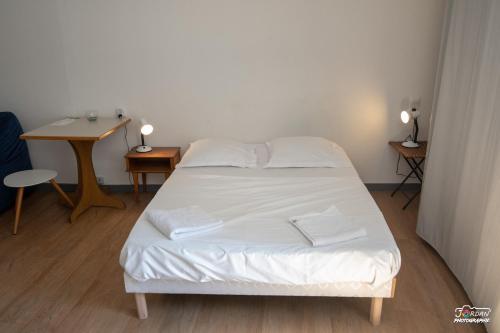 Appartements Legend - Hyper centre - wifi - cosy - Gare 14 Rue de la République Bourg-en-Bresse