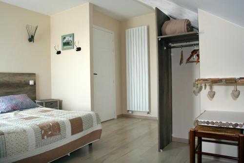 B&B / Chambre d'hôtes Les 3 Vallées 35 chemin Saint Nicolas, St Florent le Vieil Saint-Florent-le-Vieil